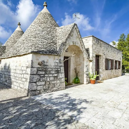 Trulli Santa Lucia Ai Monti * Monopoli